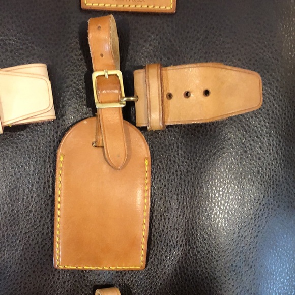 LOUIS VUITTON 2 LV Luggage Tags & 2 LV Poignets - Two Pairs PER ORDER - Picture 16 of 16